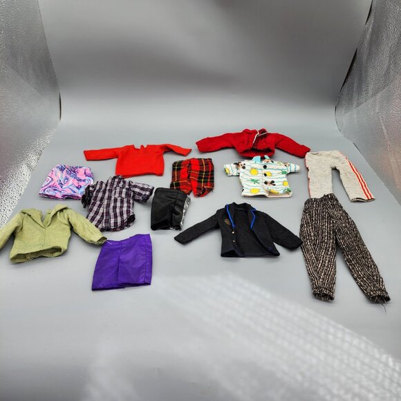 Ken Doll 2010 Mattel Blonde Vintage Lot 14 Clothing Pieces Outfits - Picture 4 of 16